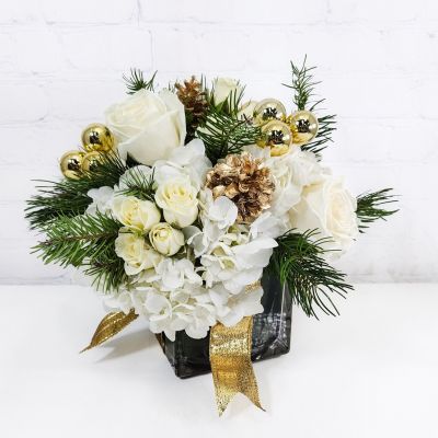 Wrapped in Gold (A La Carte Centerpiece)