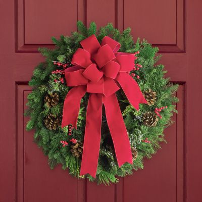 Fresh Holiday Wreath - Customizable